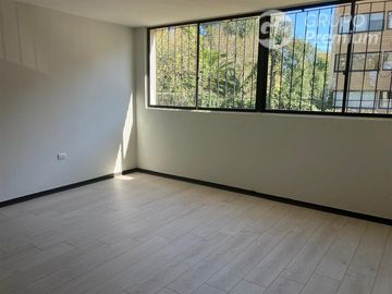 Departamento en venta de 2D 1B Est. Recreo Viña del Mar