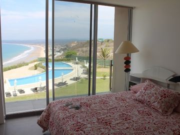 Se Vende Condominio Frente al Mar en Ayangue