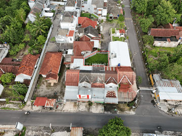 Tanah Pekarangan 161m2 Area Perumahan Dekat BudI Mulia Dua Maguwo