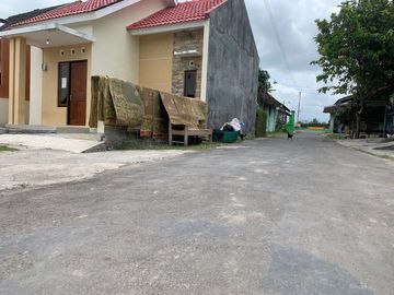 190JT Rumah Modern di Ngawen!