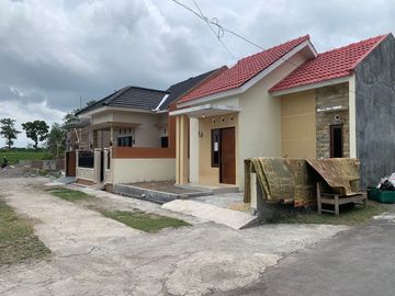 190JT Rumah Modern di Ngawen!