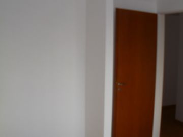Excelente semipiso de 3 amb. con cochera
