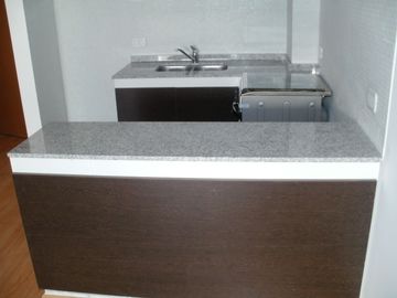 Excelente semipiso de 3 amb. con cochera