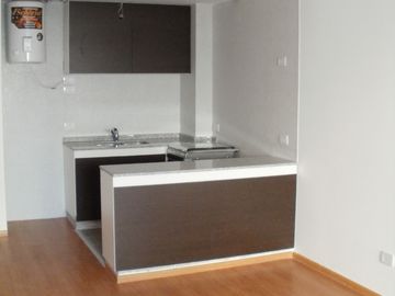 Excelente semipiso de 3 amb. con cochera
