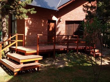 CASA 3 AMBIENTES ( 75 M2 CUB ) 450 M2 TOTALES , A DOS CUADRAS DEL MAR