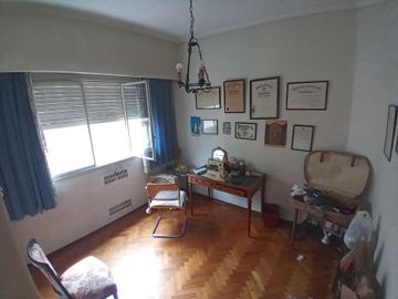 Venta Dpto 3 Amb cochera AV. Alvear Recoleta