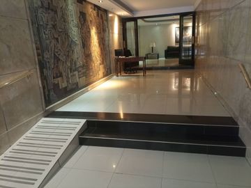 Venta Dpto 3 Amb cochera AV. Alvear Recoleta