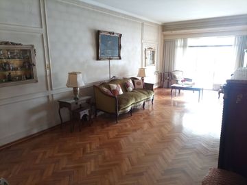 Venta Dpto 3 Amb cochera AV. Alvear Recoleta
