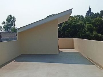 RUKO BARU 2.5 LANTAI DI PINGGIR JALAN RAYA WIBAWA MUKTI II JATIASIH, BEKASI