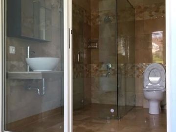 Dijual Rumah Garnet Pondok Hijau Golf, PHG Gading Serpong Tangerang Hoek Semi Furnish Renovasi Bagus
