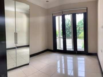Rumah Graha Family Wiyung Surabaya Full Furnished