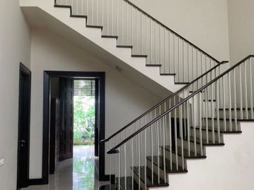Rumah Graha Family Wiyung Surabaya Full Furnished