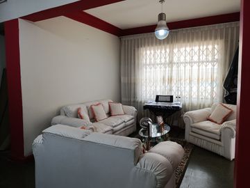 🏡 ¡Departamento en Venta en primer piso, en  la Mejor Ubicación de Trujillo! 🌟
📍 Dirección: Av. El Ejército 1152, Trujillo
Precio: $109,750
¿Buscas