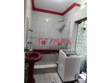 🏡 ¡Departamento en Venta en primer piso, en  la Mejor Ubicación de Trujillo! 🌟
📍 Dirección: Av. El Ejército 1152, Trujillo
Precio: $109,750
¿Buscas