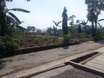 Tanah Garut Murah, SHM, area wisata Gunung Guntur