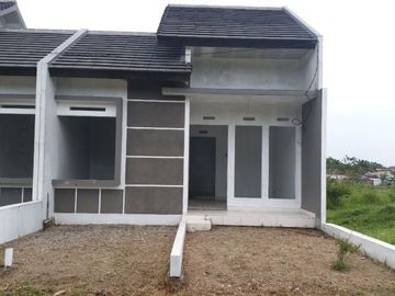 Rumah Murah Nyaman dan Asri di Laswi Ciparay Harga 300Juta-an,500 meter ke Alun" Ciparay Cicilan 4 Juta-an Free Canopy