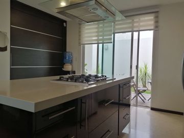 CASA EN VENTA EN PUEBLA PUEBLA ANTIGUA CEMENTERA