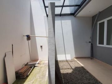DISEWAKAN RUMAH 2LT SIAP HUNI DLM CLUSTER DI CINERE RAYA