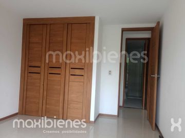 apartamento en venta en  las lomitas. Cod V70987