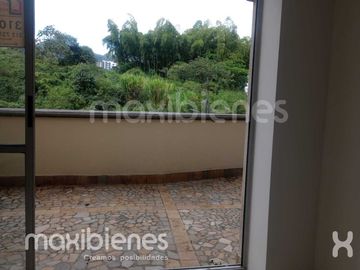 apartamento en venta en  las lomitas. Cod V70987