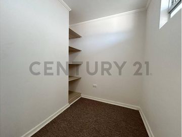 Vende departamento en Colinas del Milagro