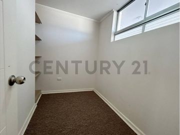 Vende departamento en Colinas del Milagro