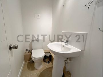 Vende departamento en Colinas del Milagro