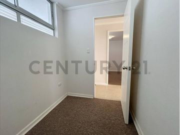 Vende departamento en Colinas del Milagro