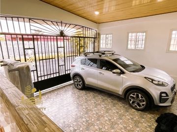 Venta de casa en Villas de Alameda