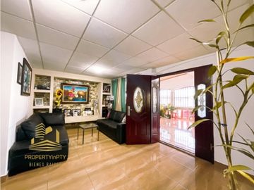 Venta de casa en Villas de Alameda