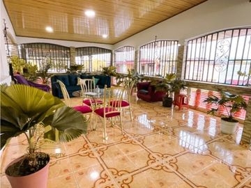 Venta de casa en Villas de Alameda