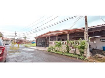 Venta de casa en Villas de Alameda