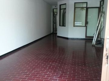 Rumah Disewakan Darmo Permai Selatan