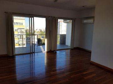 Departamento piso 4 ambientes con cochera doble en Bernal Centro