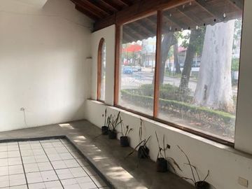 En venta casa en avenida principal de xalapa-veracruz ideal para empresa,oficina