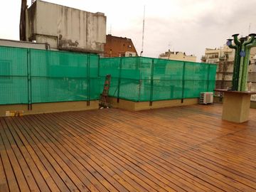 Departamento en Venta en Recoleta 2 ambientes c/dependencia 95 m2 + 2 cocheras – Uriburu 1000