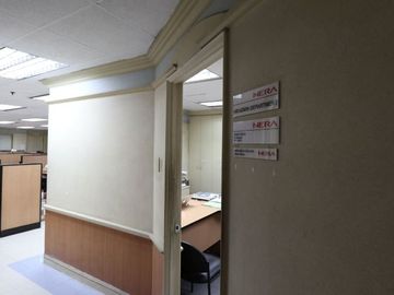 Outstanding Office Space for Rent in Makati City CB0019