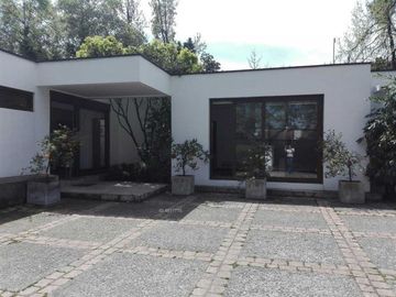Casa en Venta en AV. LAS CONDES