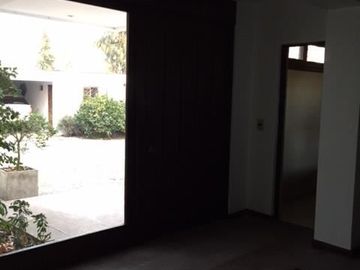 Casa en Venta en AV. LAS CONDES