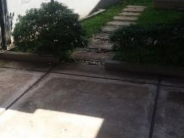 Rumah siap huni asri dan nyaman di BSD Tang Sel 1,5 M