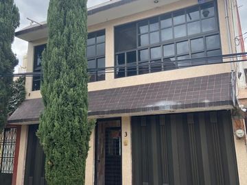 CASA EN VENTA EN BOSQUES DE ARAGÓN
