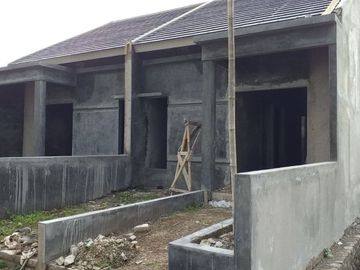 Rumah murah cantik murah 300jtan di Buahbatu bandung DKT TOL