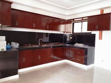 5Bedroom 2-Storey Brandnew House & Lot for SALE in Angeles C