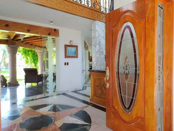 Casa en Fraccionamiento en Lomas de Vista Hermosa, Cuernavaca, Morelos CAEN-789-