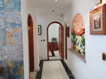 Casa en Fraccionamiento en Lomas de Vista Hermosa, Cuernavaca, Morelos CAEN-789-