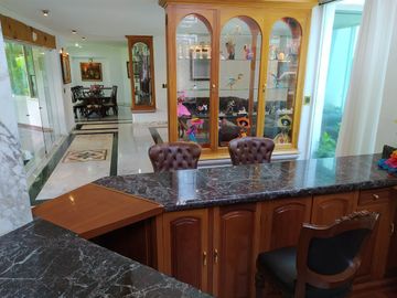 Casa en Fraccionamiento en Lomas de Vista Hermosa, Cuernavaca, Morelos CAEN-789-