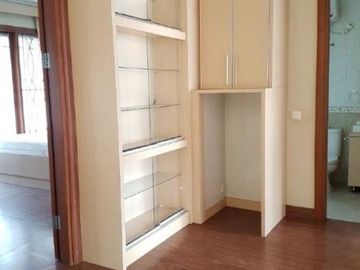 Disewakan Rumah Vermont Parkland G2 Besar Fully Furnished Lengkap Bagus Murah