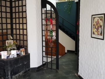 Venta casa Avda. Pellegrini/Necochea, magnÃ­fica propiedad estilo mediterrÃ¡neo, pileta, parque, jacuzzi.
