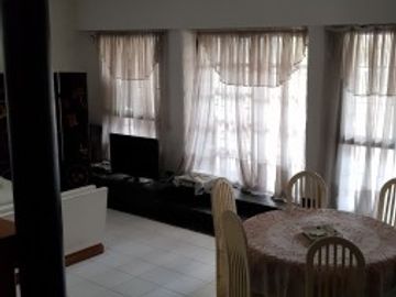 Venta casa Avda. Pellegrini/Necochea, magnÃ­fica propiedad estilo mediterrÃ¡neo, pileta, parque, jacuzzi.