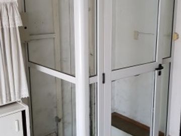 Venta casa Avda. Pellegrini/Necochea, magnÃ­fica propiedad estilo mediterrÃ¡neo, pileta, parque, jacuzzi.